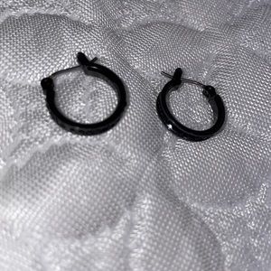 Unisex stainless steel earrings